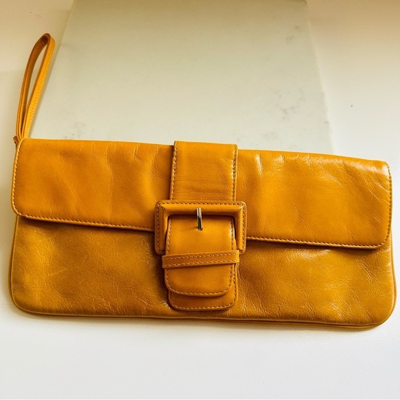 Hobo International Audrey Leather Organizer Wristlet Clutch - Picture 1 of 8